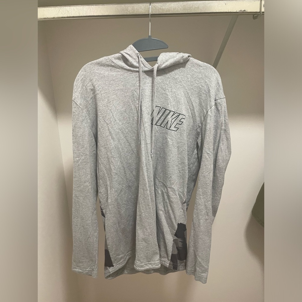 Nike hooded long sleeve